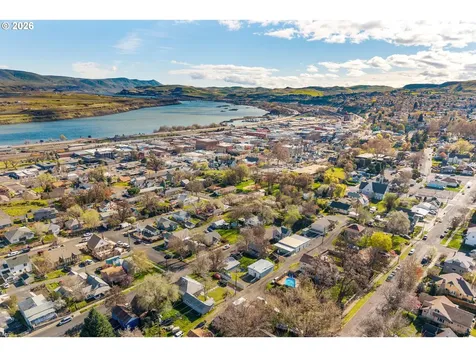 217 W 8th Street The Dalles OR 97058
