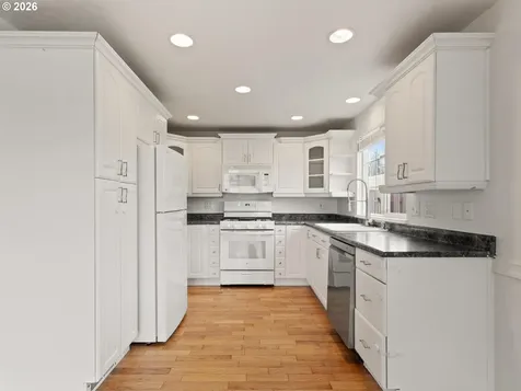 2297 SW 218th Drive Beaverton OR 97003
