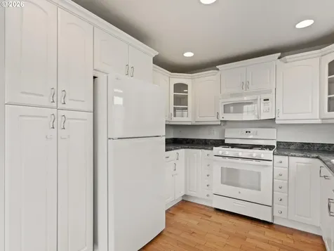 2297 SW 218th Drive Beaverton OR 97003