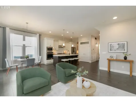 16922 NW Madrone Street Portland OR 97229