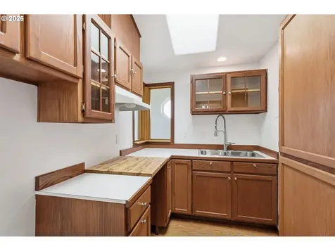 33626 Paiute Lane Eugene OR 97408