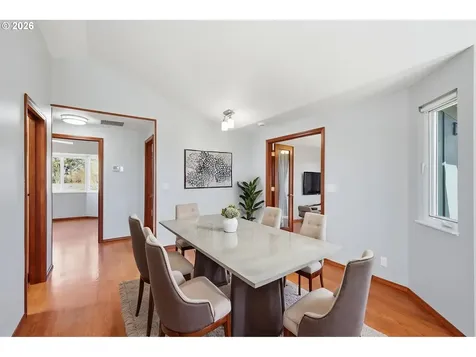 33626 Paiute Lane Eugene OR 97408