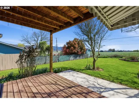 33626 Paiute Lane Eugene OR 97408