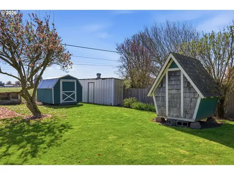 33626 Paiute Lane Eugene OR 97408