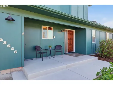 33626 Paiute Lane Eugene OR 97408