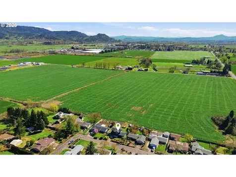 33626 Paiute Lane Eugene OR 97408