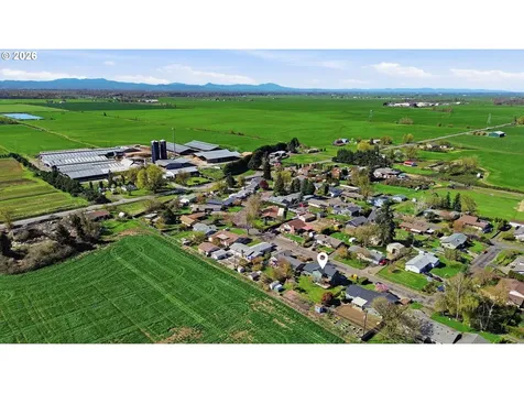 33626 Paiute Lane Eugene OR 97408