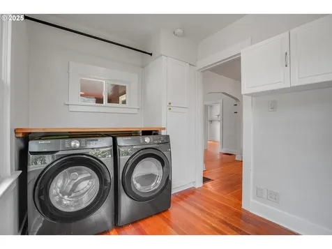 1605 NE 76th Avenue Portland OR 97213