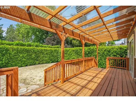 1605 NE 76th Avenue Portland OR 97213