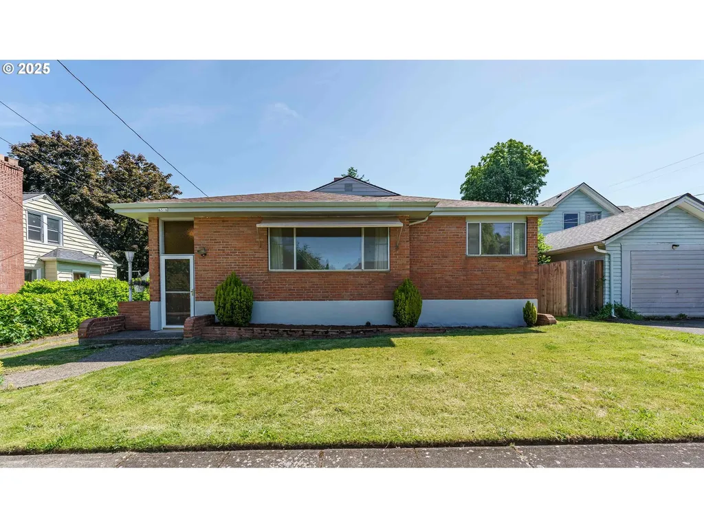 6516 N Knowles Avenue Portland OR 97217