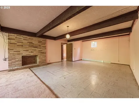 6516 N Knowles Avenue Portland OR 97217