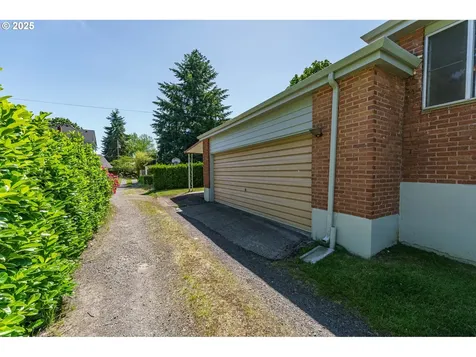 6516 N Knowles Avenue Portland OR 97217