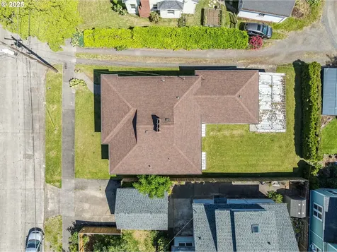 6516 N Knowles Avenue Portland OR 97217