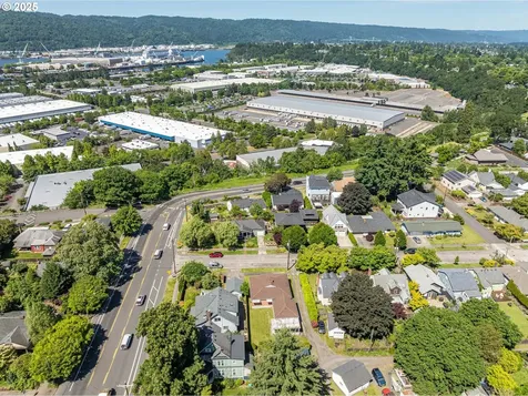 6516 N Knowles Avenue Portland OR 97217