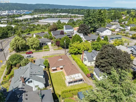 6516 N Knowles Avenue Portland OR 97217