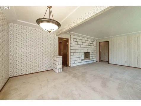 6516 N Knowles Avenue Portland OR 97217