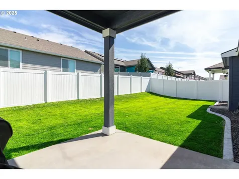 833 E Montana Avenue Hermiston OR 97838