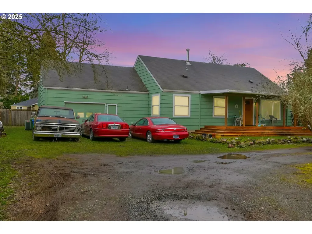 2065 E Irwin Way Eugene OR 97402
