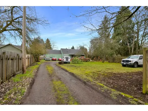 2065 E Irwin Way Eugene OR 97402