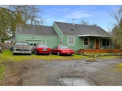2065 E Irwin Way Eugene OR 97402