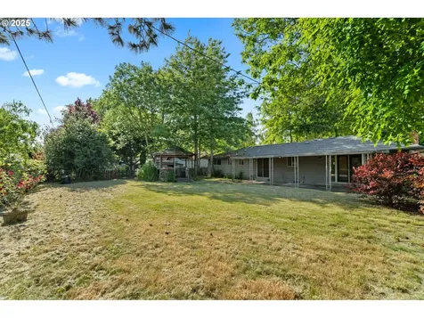 4268 Ward Drive NE Salem OR 97305