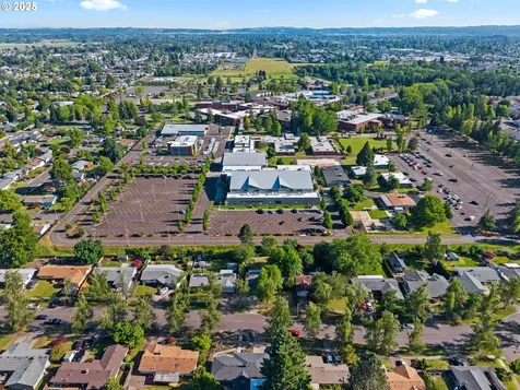4268 Ward Drive NE Salem OR 97305