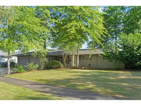4268 Ward Drive NE Salem OR 97305