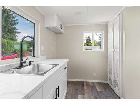 507 N 19th Avenue Cornelius OR 97113