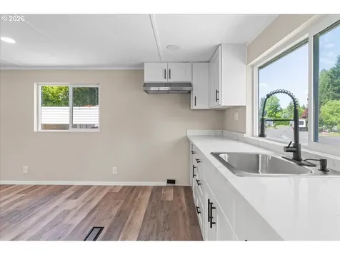 507 N 19th Avenue Cornelius OR 97113