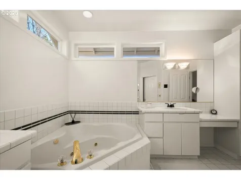 4910 NE 139th Street Vancouver WA 98686