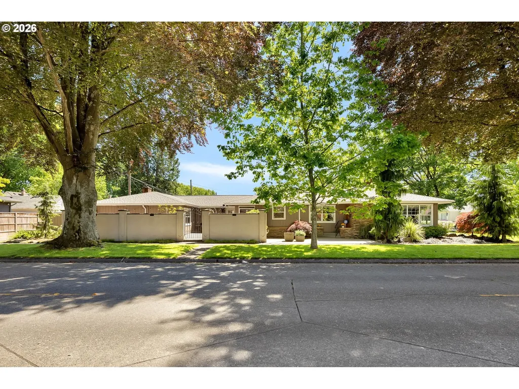 2251 Louisiana Street Longview WA 98632