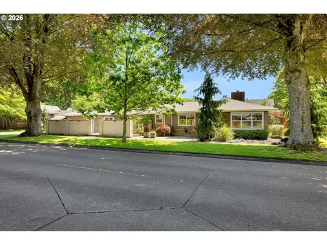 2251 Louisiana Street Longview WA 98632