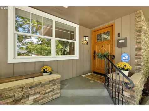 2251 Louisiana Street Longview WA 98632