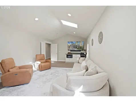 14144 Goodall Road Lake Oswego OR 97034