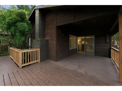 236 SW Collins Street Portland OR 97219