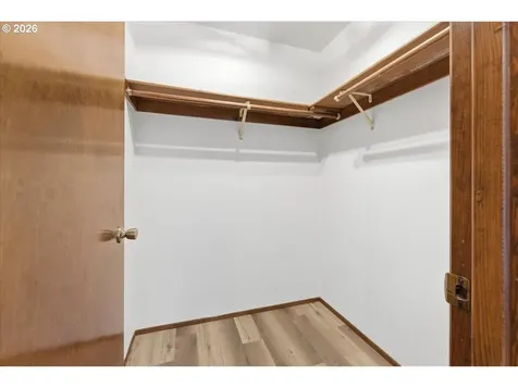 236 SW Collins Street Portland OR 97219