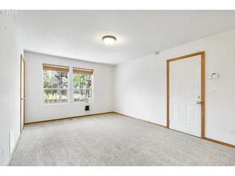 3829 SE 103rd Avenue Portland OR 97266