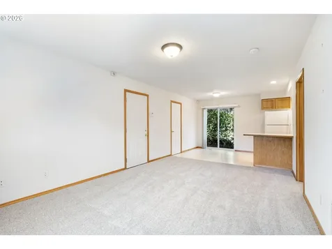 3829 SE 103rd Avenue Portland OR 97266