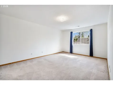 3829 SE 103rd Avenue Portland OR 97266