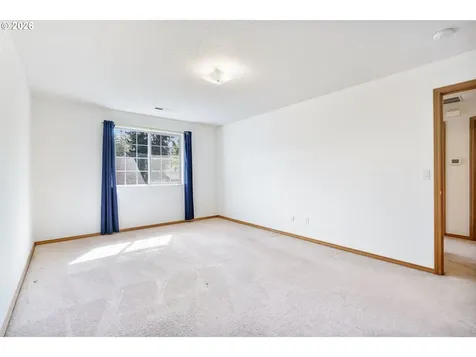 3829 SE 103rd Avenue Portland OR 97266
