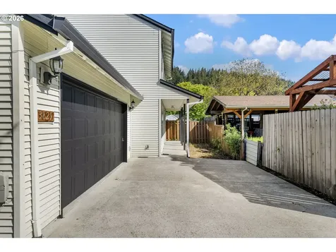 3829 SE 103rd Avenue Portland OR 97266