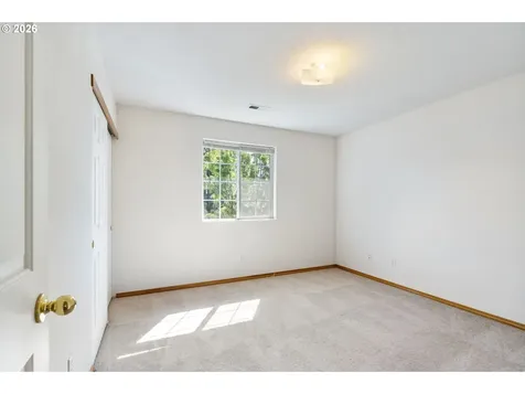 3829 SE 103rd Avenue Portland OR 97266
