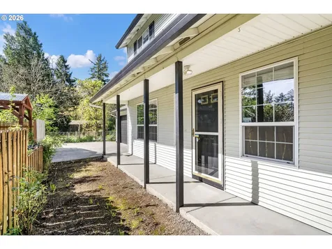 3829 SE 103rd Avenue Portland OR 97266
