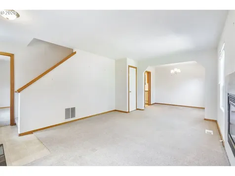 3829 SE 103rd Avenue Portland OR 97266