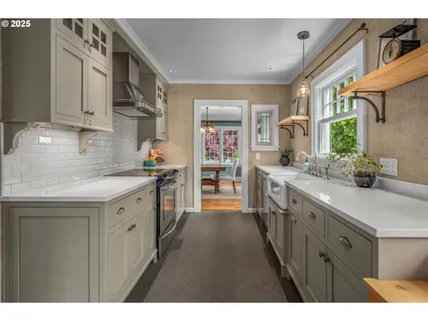 4063 NE 30th Avenue Portland OR 97212