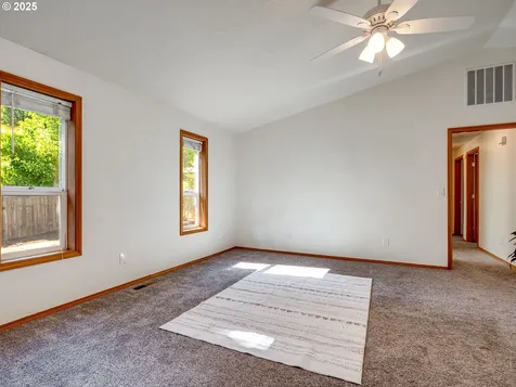 1065 Ridgefield Court Stayton OR 97383