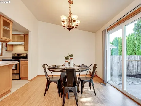 1065 Ridgefield Court Stayton OR 97383