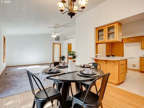1065 Ridgefield Court Stayton OR 97383