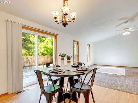 1065 Ridgefield Court Stayton OR 97383