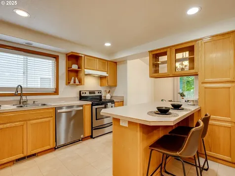 1065 Ridgefield Court Stayton OR 97383